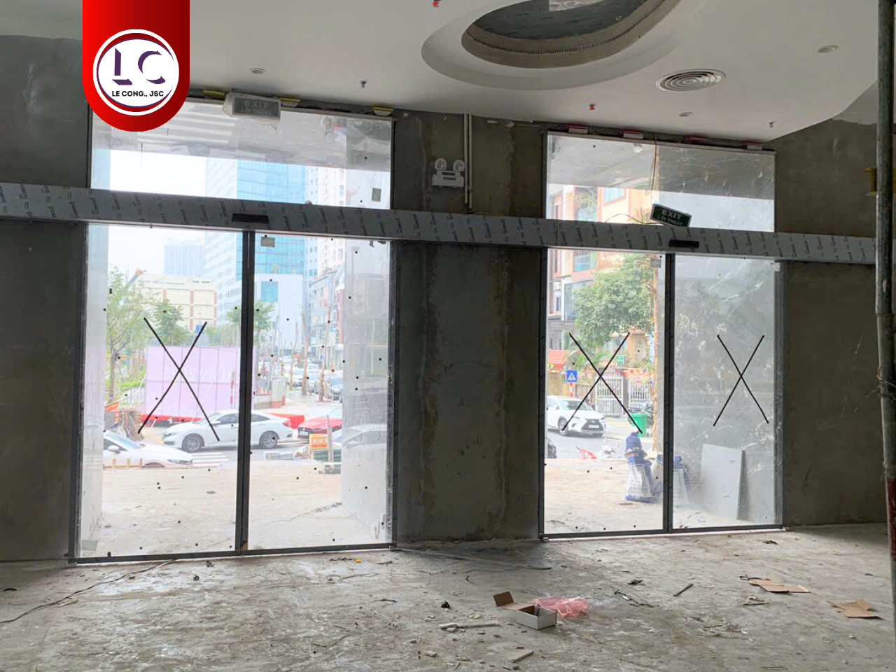 Cửa tự động Cortech số 5 Nguyễn Thị Duệ